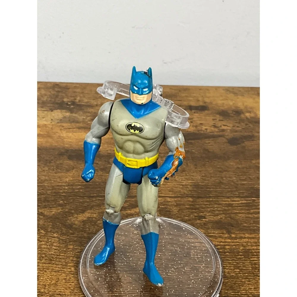 Vintage Kenner DC Super Powers Batman Action Figure 1984 DC Comics NO CAPE